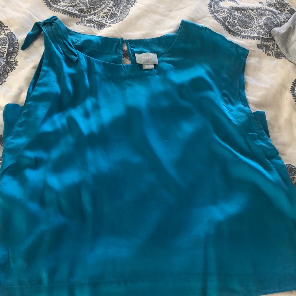 Silk top one shoulder medium